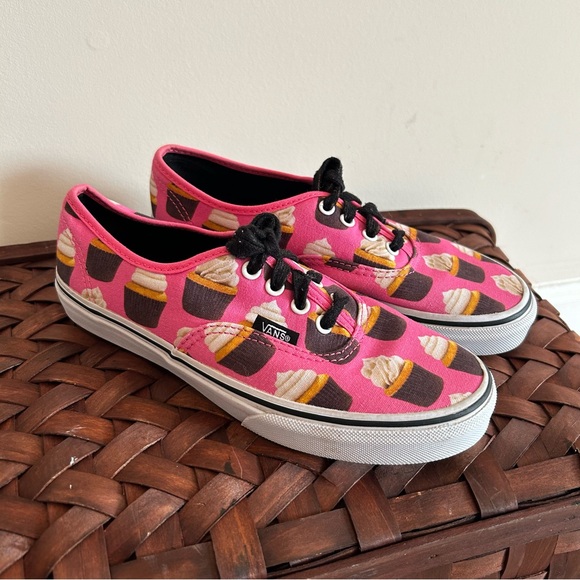 Vans Limited Edition Late Night Cupcake Kids Shoes Size 4 - Picture 1 of 8